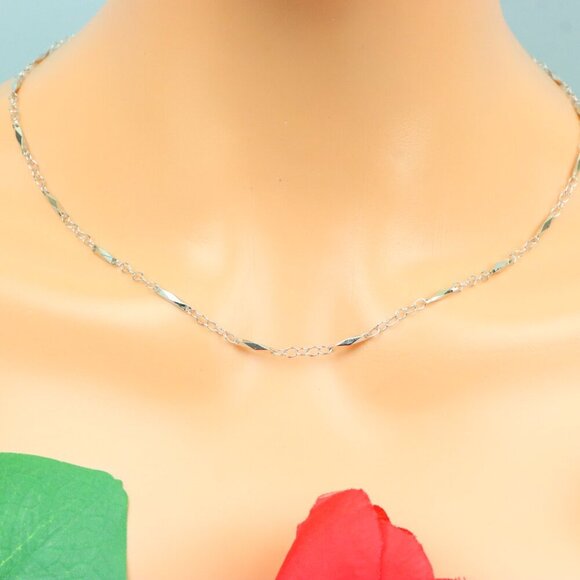 Delicate & Contemporary Necklace Chain, A Lovely Choice for Women, EVCH1738 - Picture 1 of 10